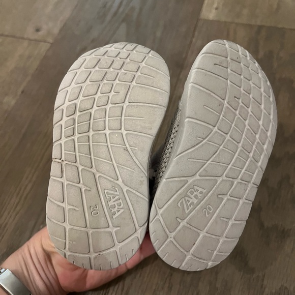 Bundle of baby shoes 4.5 - Picture 4 of 10